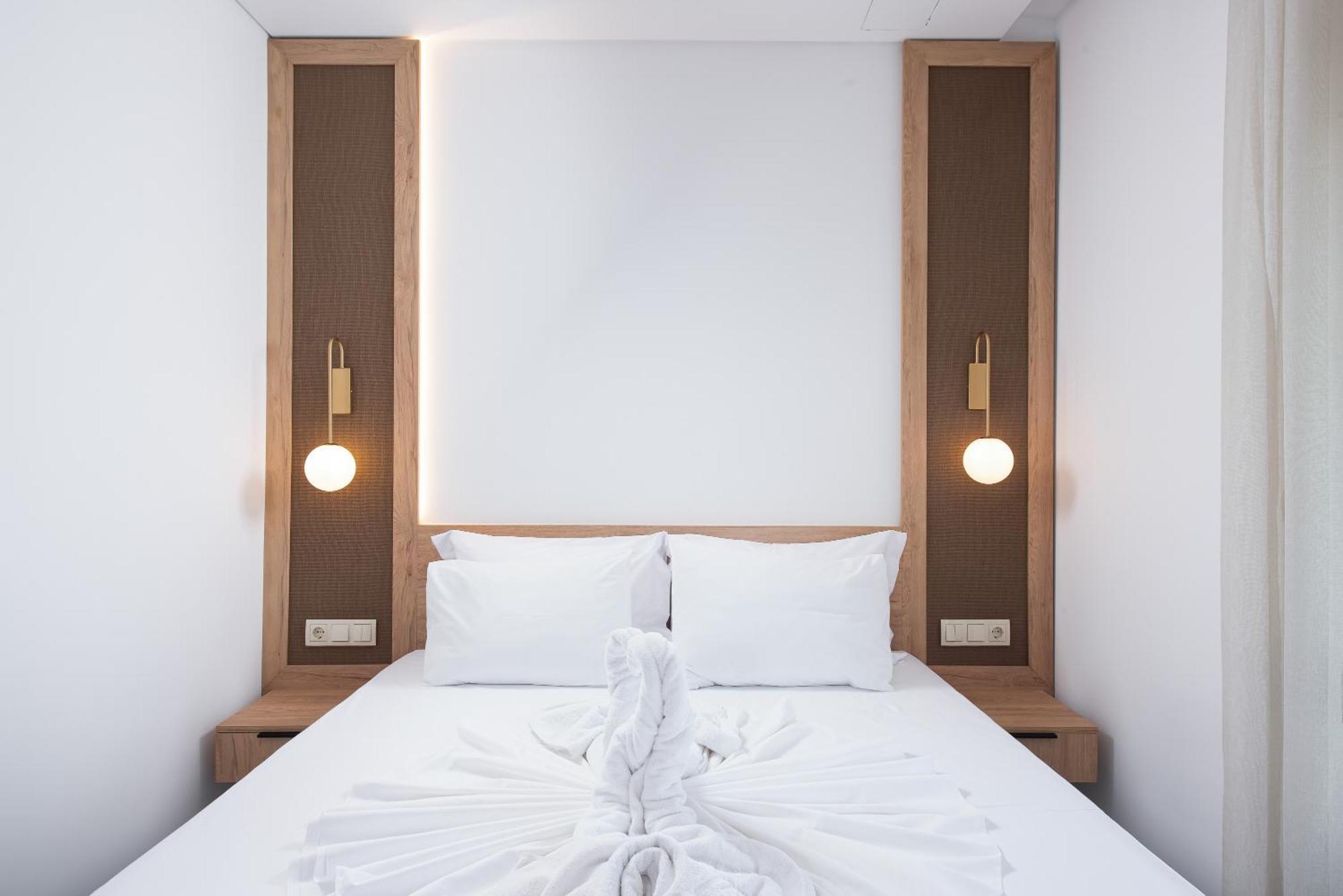 Olivento Beach Front Suites Потос Экстерьер фото