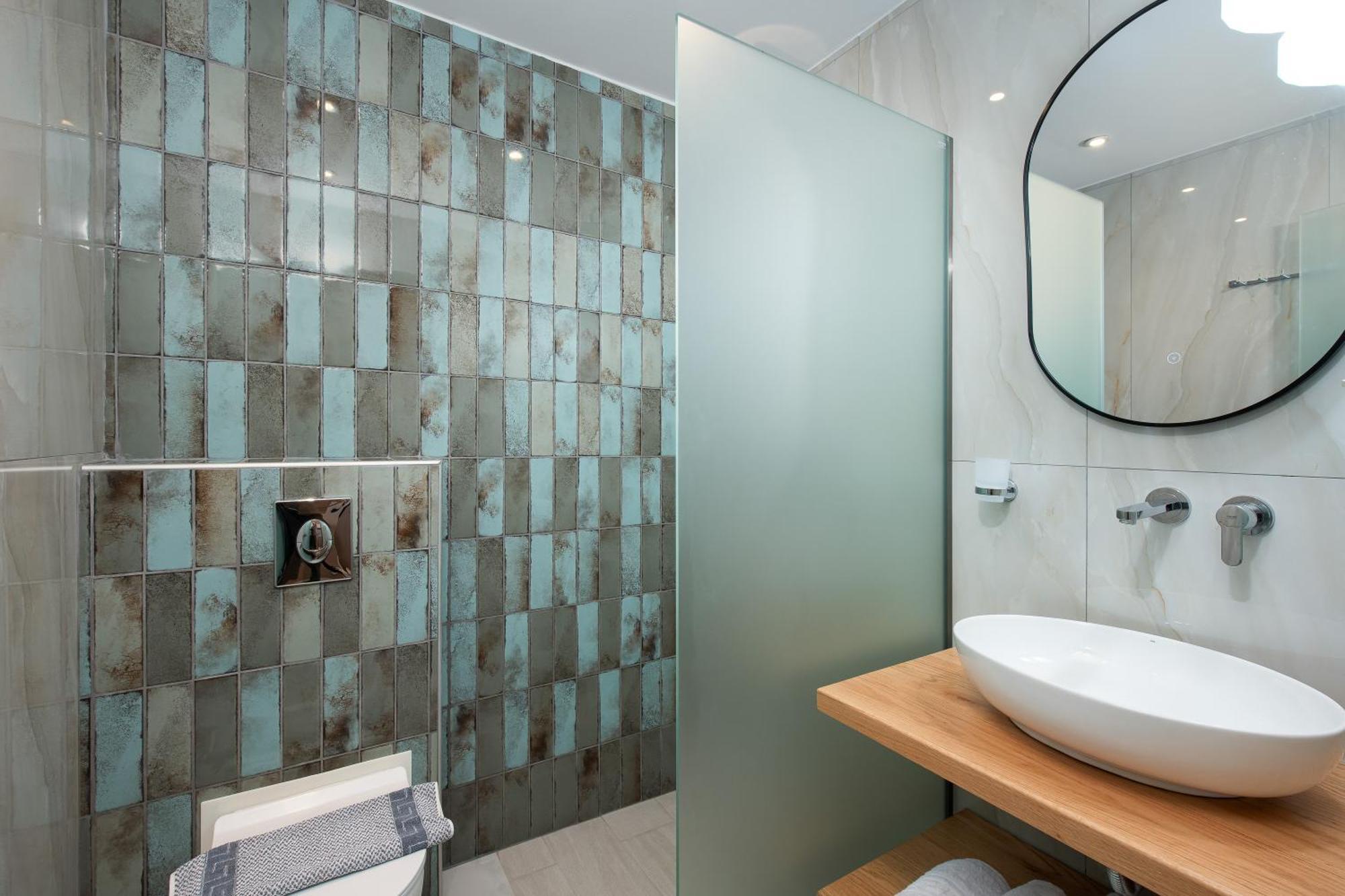 Olivento Beach Front Suites Потос Экстерьер фото
