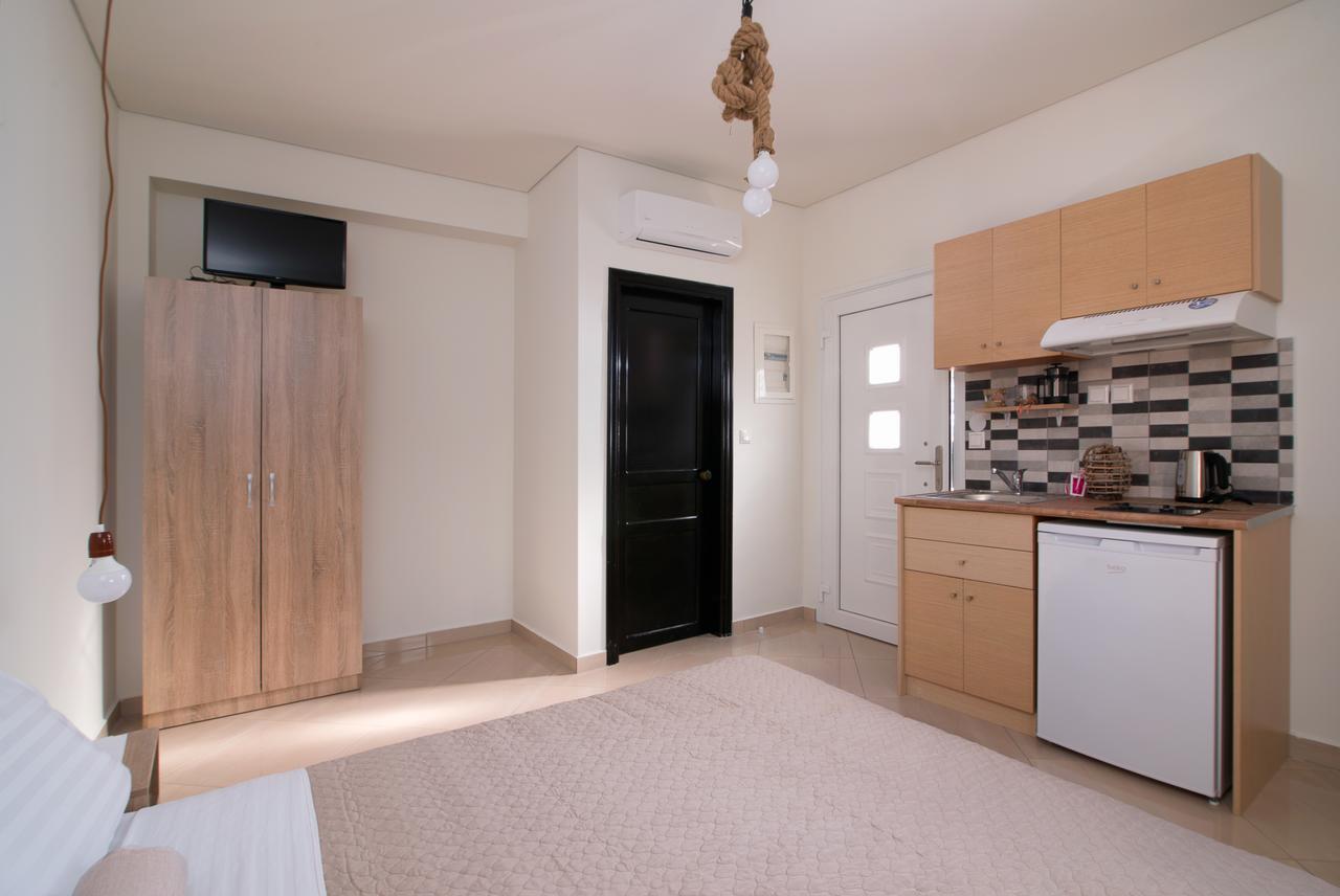 Olivento Beach Front Suites Потос Экстерьер фото